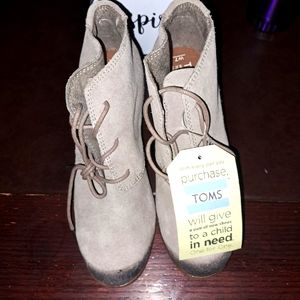 Tom's Woman's Lanata Boots
